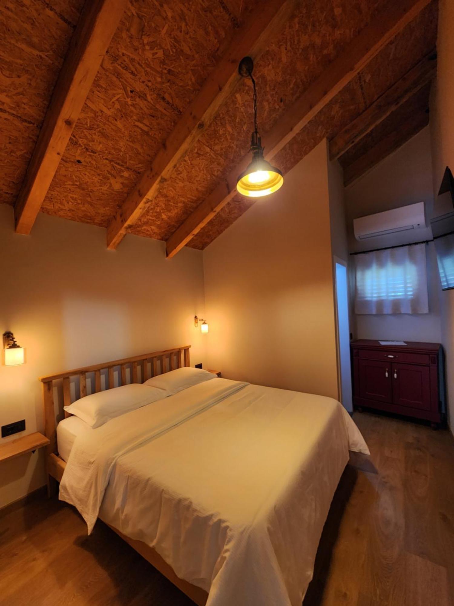 Guesthouse Te Avllia Kelcyre المظهر الخارجي الصورة
